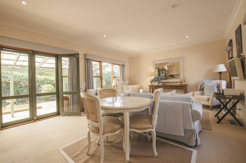 Magnolia Cottage - Hervey Bay Accommodation 2