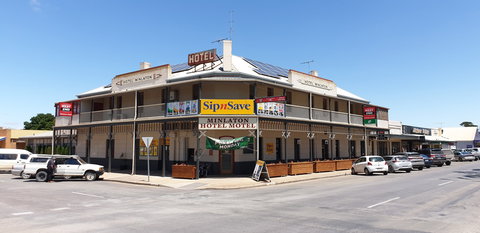 Minlaton Hotel - Tourism Hervey Bay 0