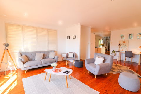 Pacific Beachhouse - Tourism Hervey Bay 1