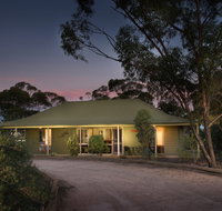Riverbush Cottages - Tourism Hervey Bay