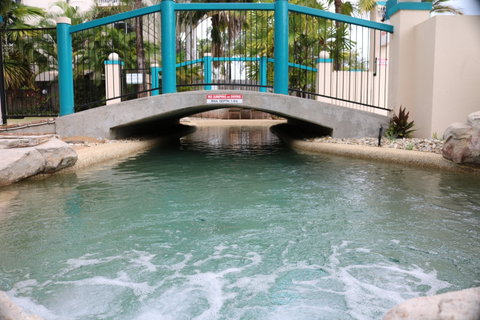 Royal Palm Villas - Hervey Bay Accommodation 2