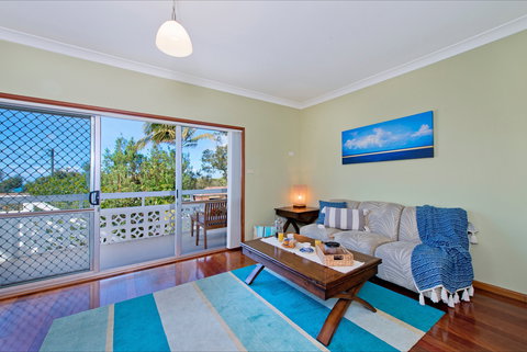 Salt Breeze - Hervey Bay Accommodation 2