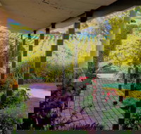 Seppeltsfield Vineyard Cottage - Hervey Bay Accommodation