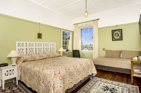 Silvermere Guesthouse - Hervey Bay Accommodation 2