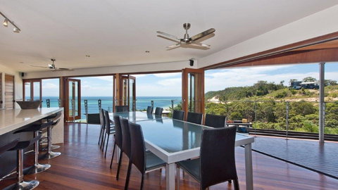 Tangalooma Hilltop Haven - Hervey Bay Accommodation 0