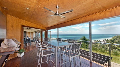 Tangalooma Hilltop Haven - Hervey Bay Accommodation 1