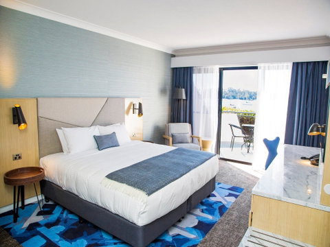 The Esplanade Motel - Hervey Bay Accommodation 2