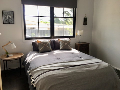 The Lakehouse Beechworth - Hervey Bay Accommodation 1