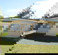 The Surfway Cottage Berrara - Hervey Bay Accommodation