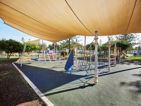 Toowoon Bay Holiday Park - Hervey Bay Accommodation 2