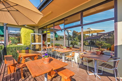 Village Family Motor Inn - Hervey Bay Accommodation 1