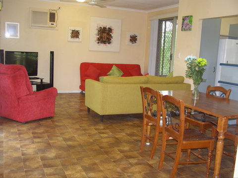 Wagait Beach Holiday Houses - Hervey Bay Accommodation 2
