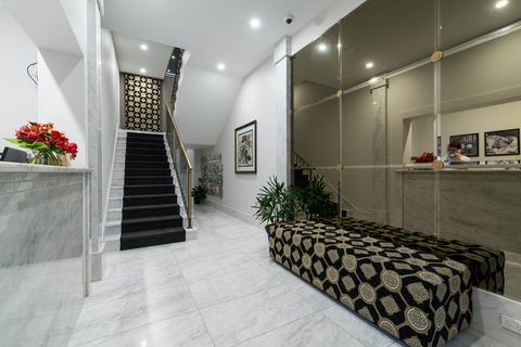 Abbott Boutique Hotel - Hervey Bay Accommodation 1