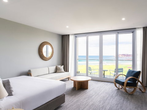 Abode Malua Bay - Hervey Bay Accommodation 1