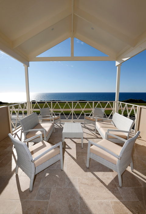 Aldinga Beach Getaways - Tourism Hervey Bay 1