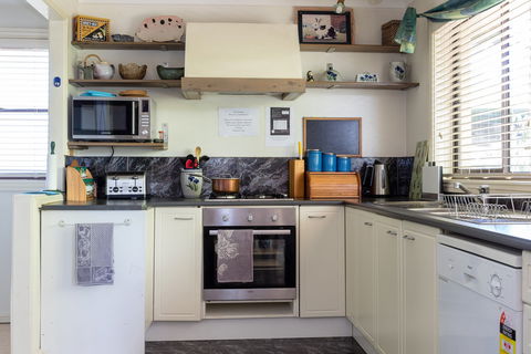 Arcadia House - Tourism Hervey Bay 1