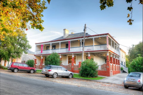 Athelstane House - Hervey Bay Accommodation 0
