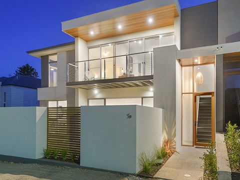 Atlantis - Tourism Hervey Bay 0