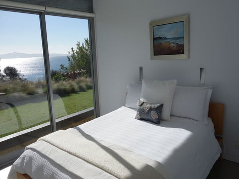 Avalon Coastal Retreat - Hervey Bay Accommodation 2