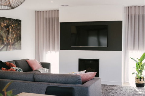 Basq Stays - Hervey Bay Accommodation 0