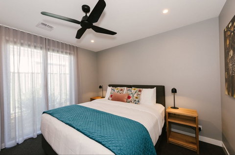 Basq Stays - Hervey Bay Accommodation 2