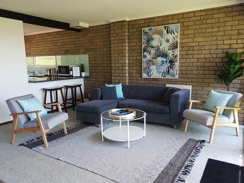 Batehaven Beauty - Hervey Bay Accommodation 1