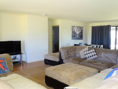 Baydream - Hervey Bay Accommodation 2