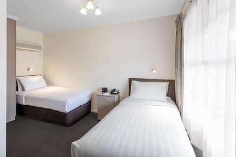 Best Western Olde Maritime - Hervey Bay Accommodation 1