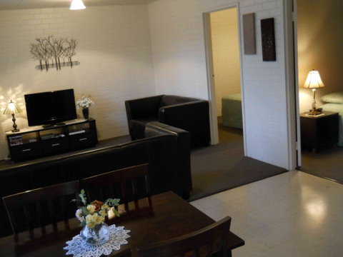 BJs Short Stay Apartments - Hervey Bay Accommodation 0
