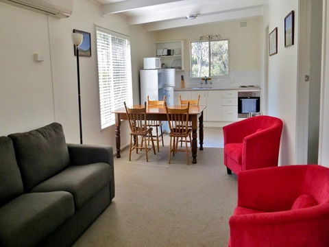 Capertee Cottage - Hervey Bay Accommodation 1