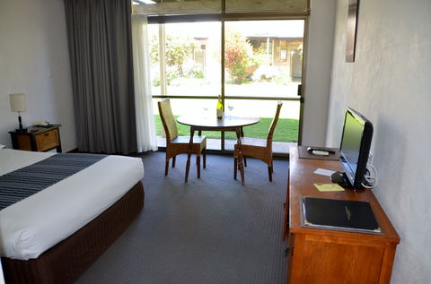 Coonawarra Motor Lodge - Hervey Bay Accommodation 1