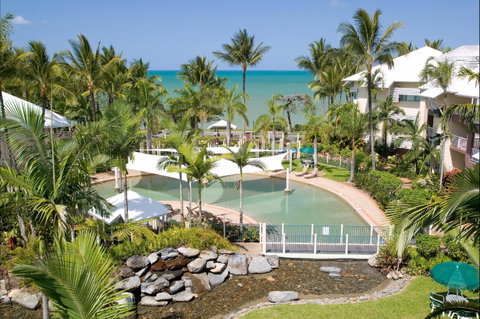 Coral Sands Beachfront Resort - Hervey Bay Accommodation 0