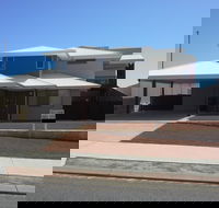 Cozzys Condo Luxury Beach House - Hervey Bay Accommodation