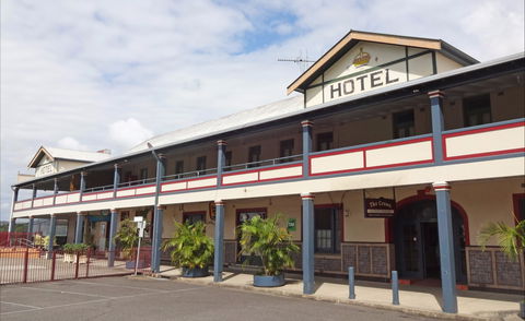 Crown Hotel Motel - Tourism Hervey Bay 0