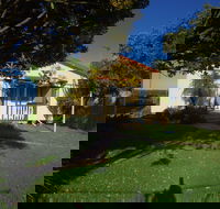 Crystal Blue - Hervey Bay Accommodation