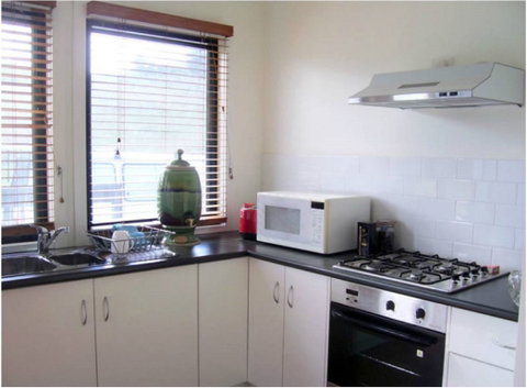 Cudgerie Little House - Hervey Bay Accommodation 1