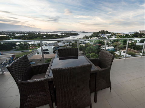 Curtis Central Apartments - Hervey Bay Accommodation 2