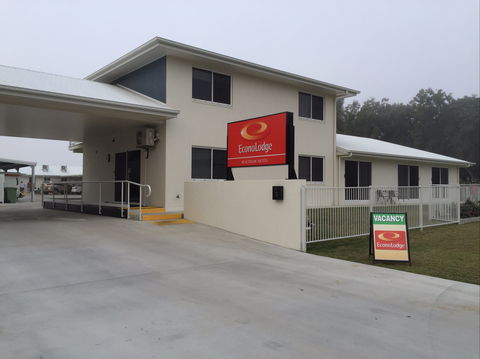 EconoLodge Beachside Motel - Hervey Bay Accommodation 0