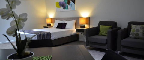 EconoLodge Beachside Motel - Hervey Bay Accommodation 1