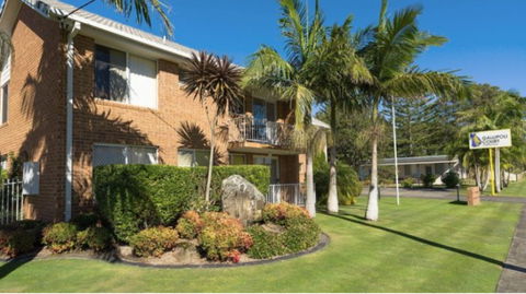 Gallipoli Court - Hervey Bay Accommodation 0