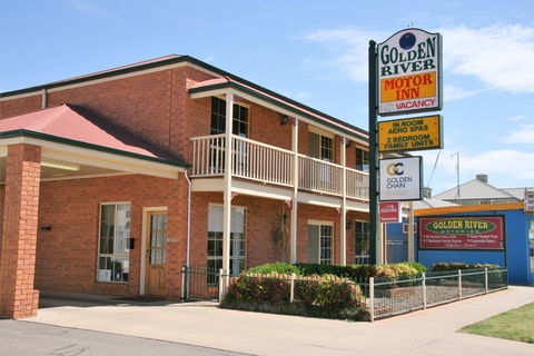 Golden River Motor Inn - Hervey Bay Accommodation 0