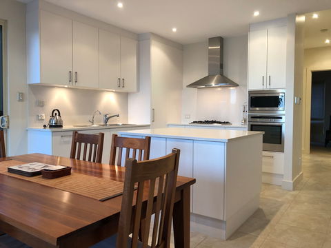 Grandview House Port Vincent Marina - Hervey Bay Accommodation 1