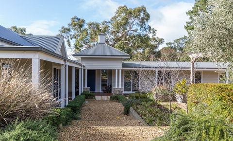Haven Red Hill - Hervey Bay Accommodation 0