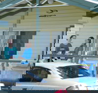 Lake Hamilton Motor Village and Caravan Park - Hervey Bay Accommodation