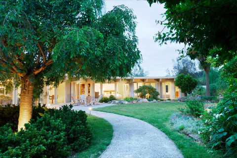 Lonsdale Park On The Yarra - Hervey Bay Accommodation 0