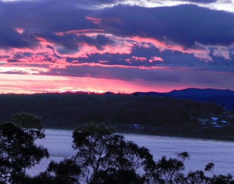 Longbeach Clifftop Retreat - Hervey Bay Accommodation 0
