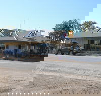 Lyndhurst Hotel Roadhouse Motel  Caravan Park - Hervey Bay Accommodation