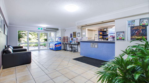 Mari Court Resort - Hervey Bay Accommodation 2