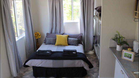 Mataranka Roadhouse And Cabins - Hervey Bay Accommodation 2