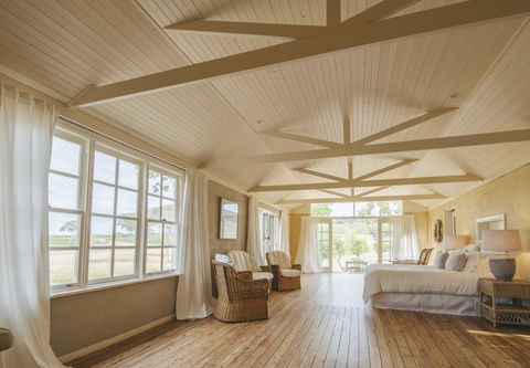 Mayfield Vineyard Cottages - Hervey Bay Accommodation 1